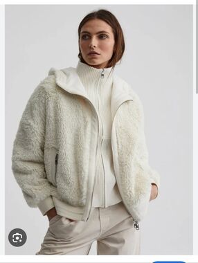 VARLEY Dylan Teddy Jacket